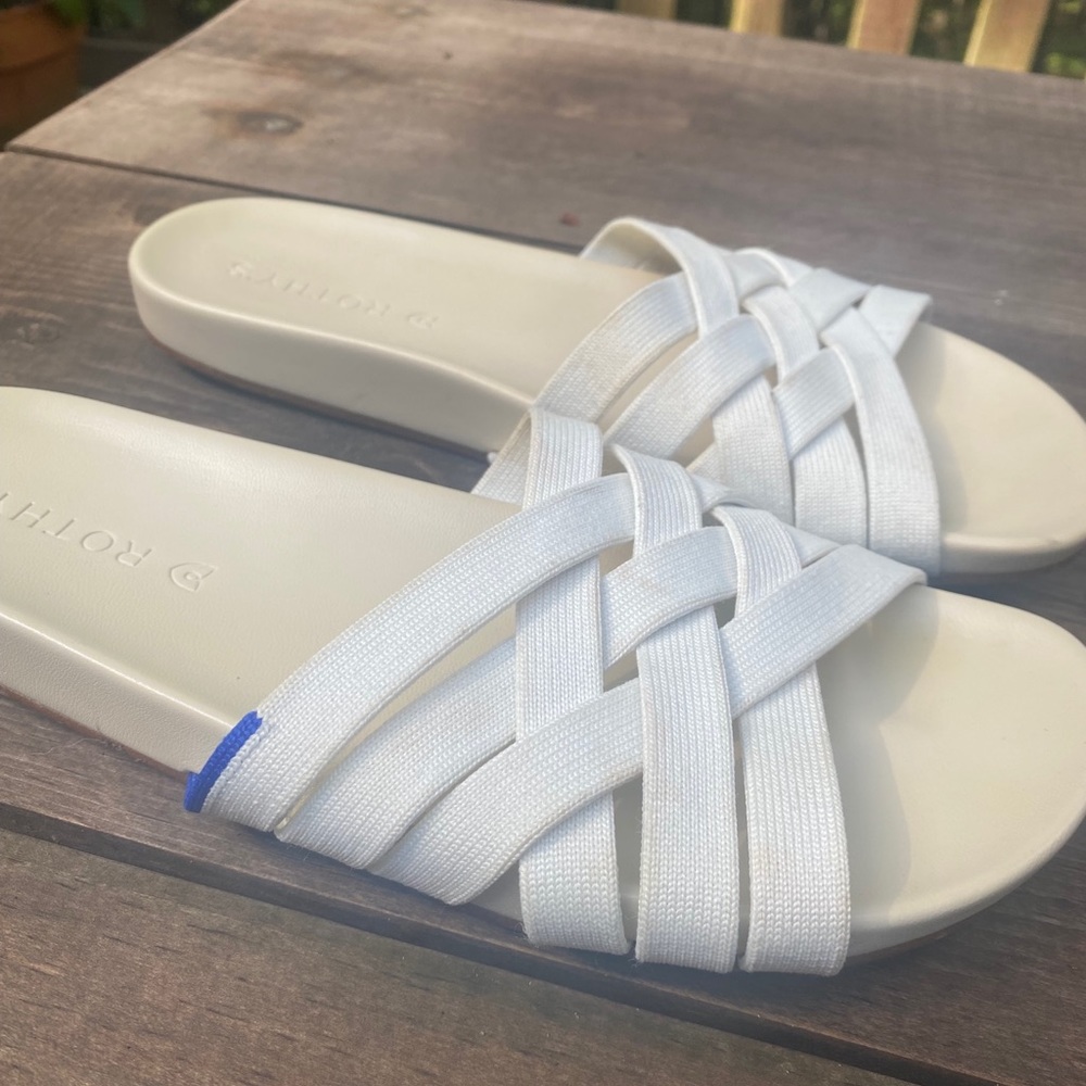Rothy’s The Slide Sandal. Cream and white. Size 7.
